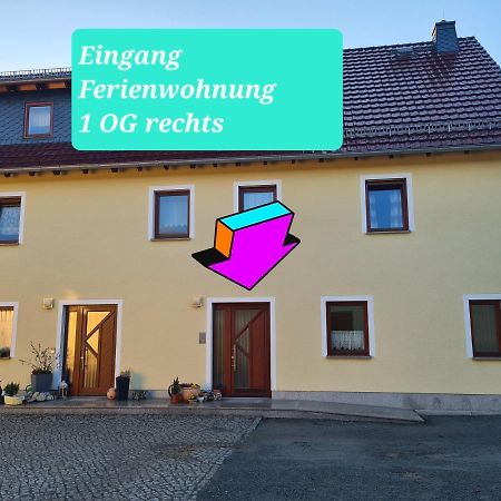 נוישטט אן זאקסן Ferienwohnung Weber מראה חיצוני תמונה